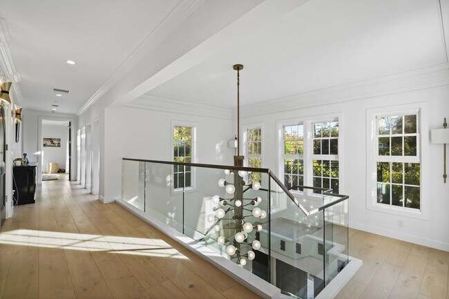 Building Photo - 23255 Mariposa De Oro St