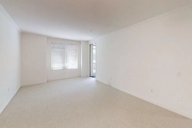 Building Photo - 4155 Executive Dr