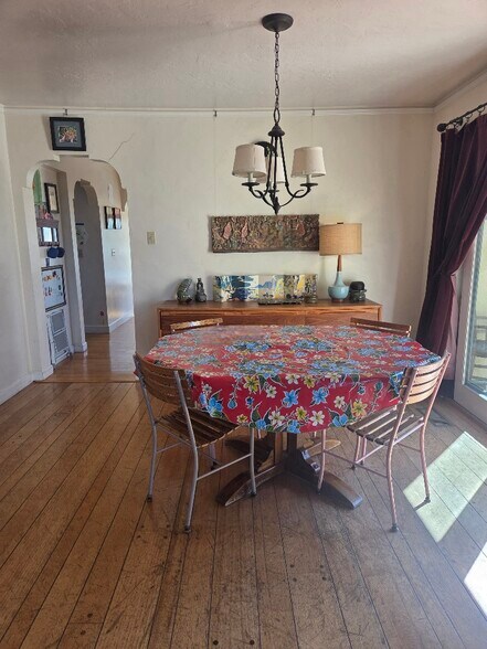 Building Photo - 6746 Cutting Blvd