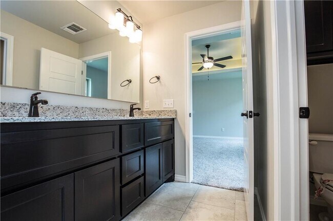 Building Photo - 14309 Limestone Ln