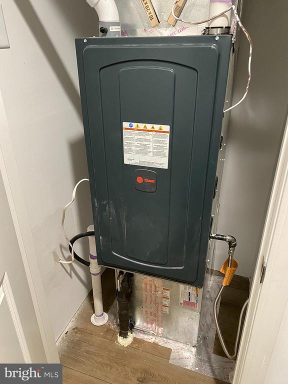 Building Photo - 1751 Hilltown Rd