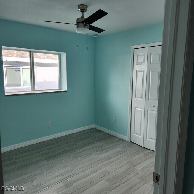 Building Photo - 5653 Genesee Pkwy