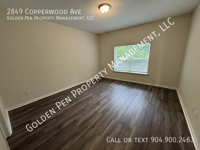 Building Photo - 2849 Copperwood Ave