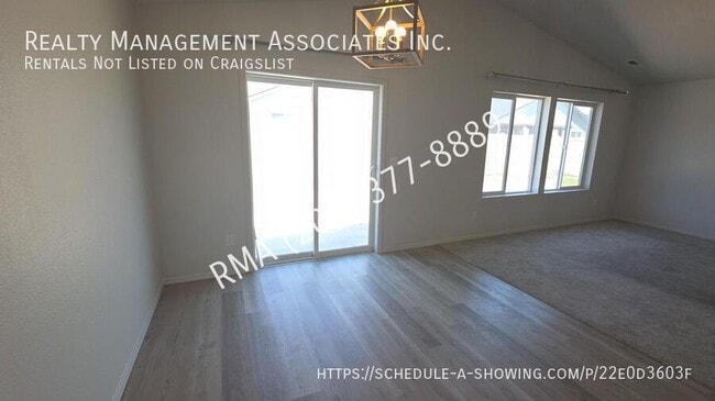 Building Photo - 13127 S Catawba River Ave