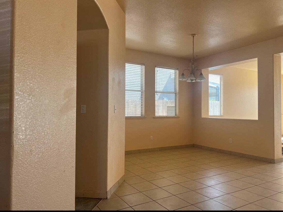 Building Photo - 16649 Emerson Ct