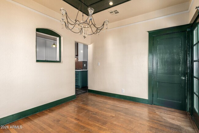 Building Photo - 2034 N Mitchell St