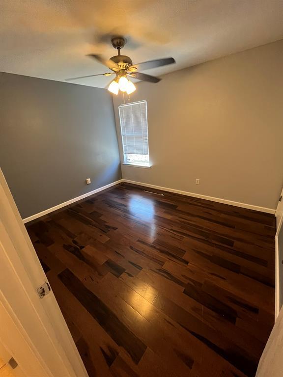 Building Photo - 300 Brandons Way