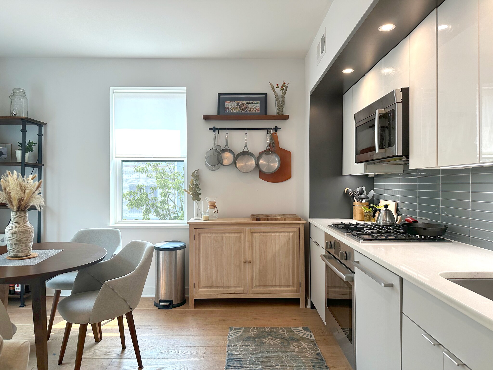 Kitchen - 129 W St NW