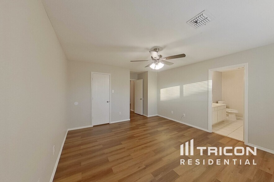 Building Photo - 3018 High Gate Dr
