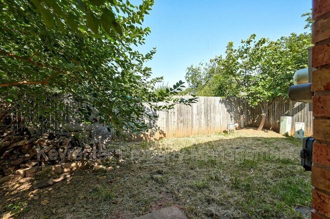 Building Photo - 2321 Cedar Brook Dr