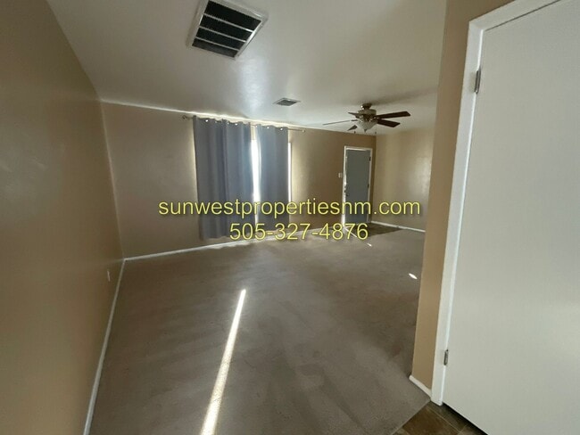 Building Photo - 2 Bedroom, 1 Bath house