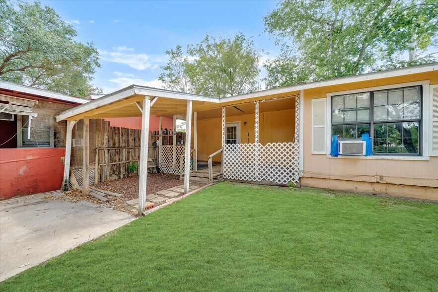 Building Photo - 15278 Mesquite Trl