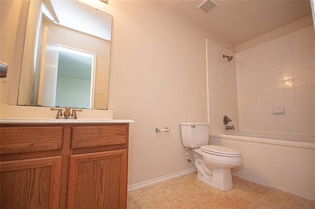 Building Photo - 315 Remington Creek Dr