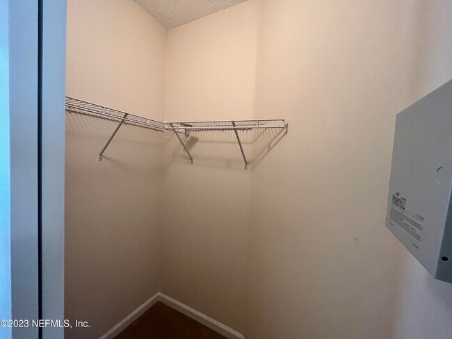 Building Photo - 1590 Calming Water Dr