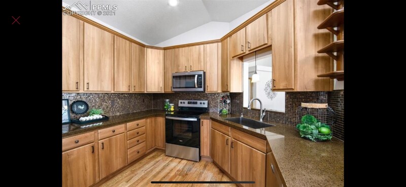 Building Photo - 9544 Waterbury Dr