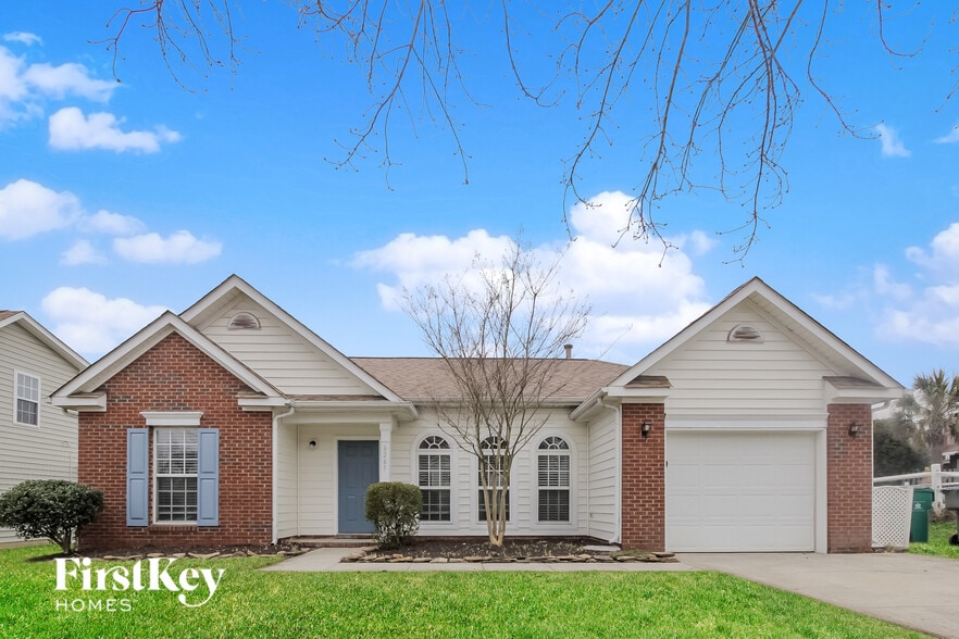 Building Photo - 6265 Goldenfield Dr