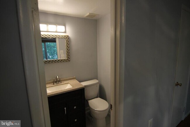 Building Photo - 4415 Briarwood Ct N