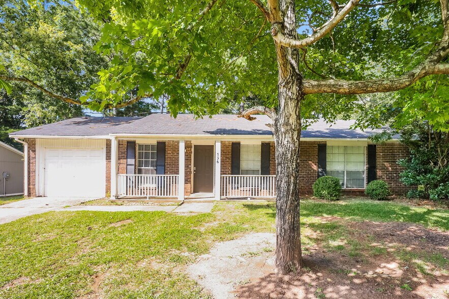 Primary Photo - 156 Meadowlark Ln