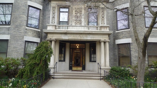 Building Photo - Wollaton