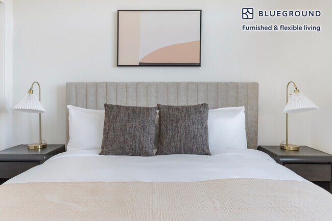 Building Photo - 261 El Camino Real