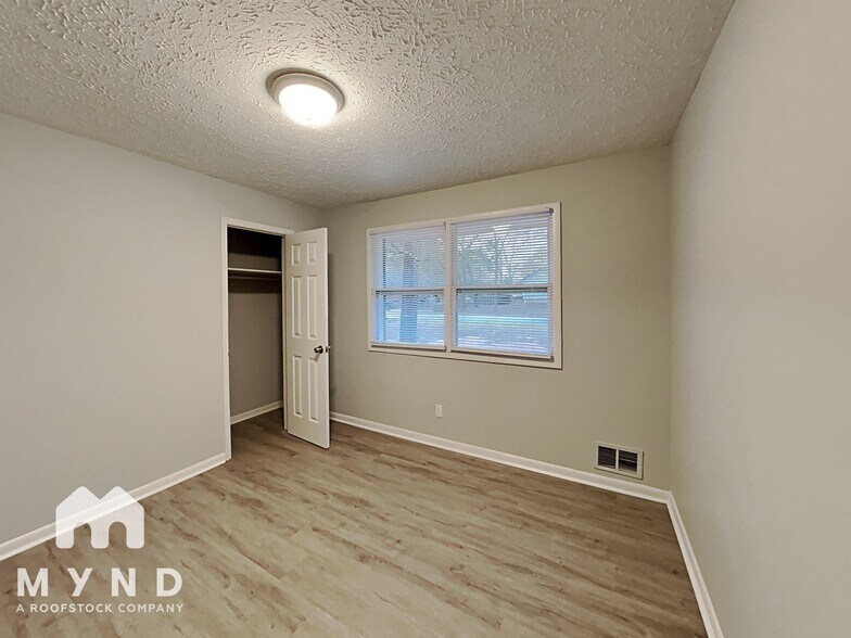 Building Photo - 8133 Puckett St SW