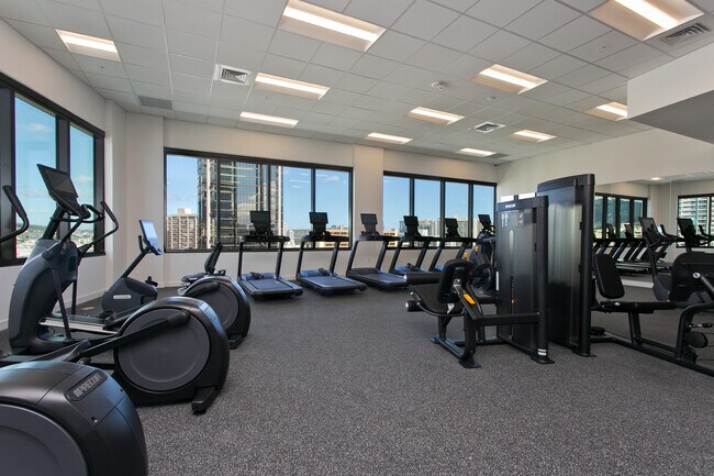 Building Photo - 1515 Liona St