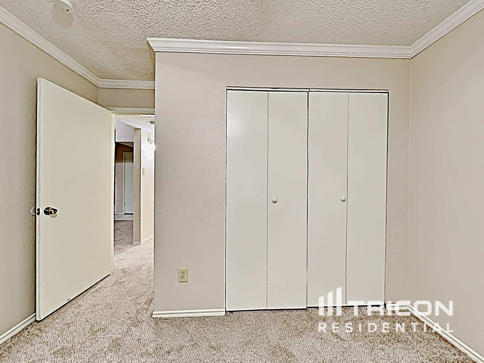 Building Photo - 1304 Farley Dr