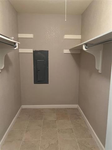 Building Photo - 7135 Blairview Dr