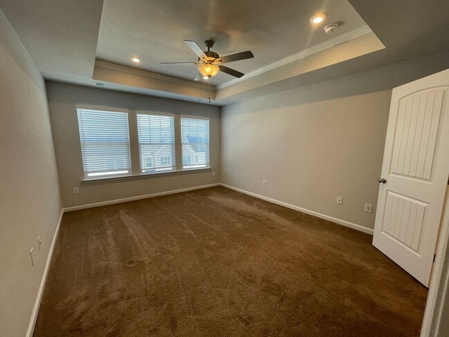 Building Photo - Grassfield Meadows