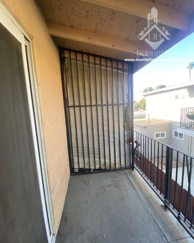 Primary Photo - 24204 Clover Ave