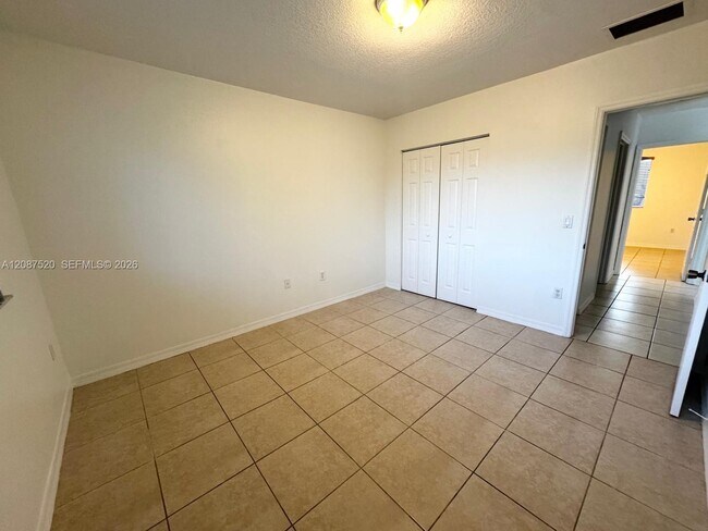Building Photo - 6676 SW 115th Ct