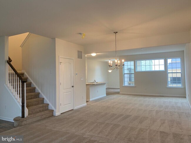 Building Photo - 258 N Bayberry Pkwy