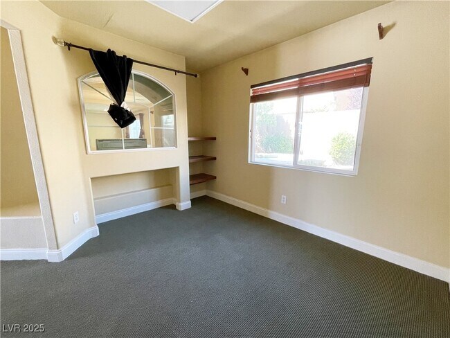 Building Photo - 9873 Belle Marie Ct