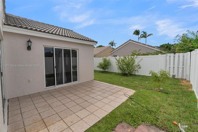 Building Photo - 1592 Salerno Cir