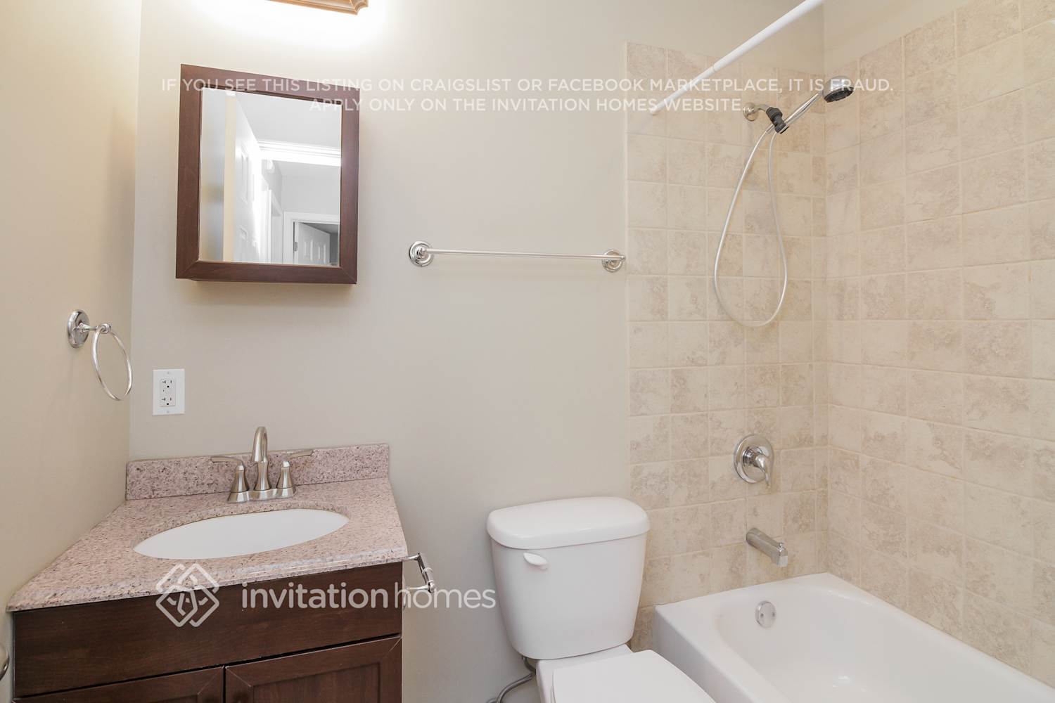 Building Photo - 5192 Greentree Rd