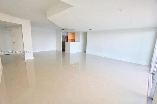 Building Photo - 2451 Brickell Ave