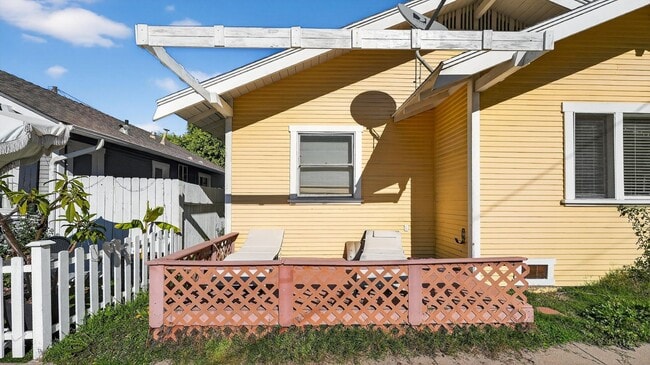 Building Photo - Wonderful Two Bedroom Home for Rent Long Beach