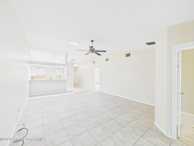 Building Photo - 131 Maggie Way