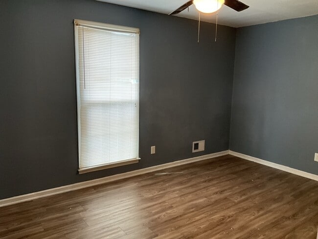 Building Photo - 2704 Monza Trail