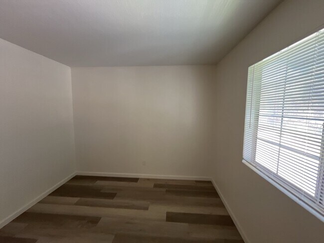 Building Photo - 4623 Krissylouise Way