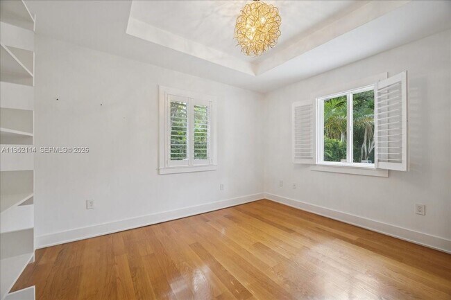 Building Photo - 2910 Calusa St