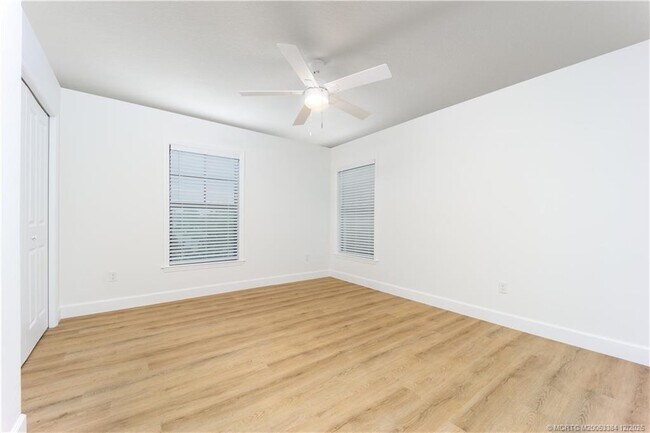 Building Photo - 3375 SW Mapp Rd