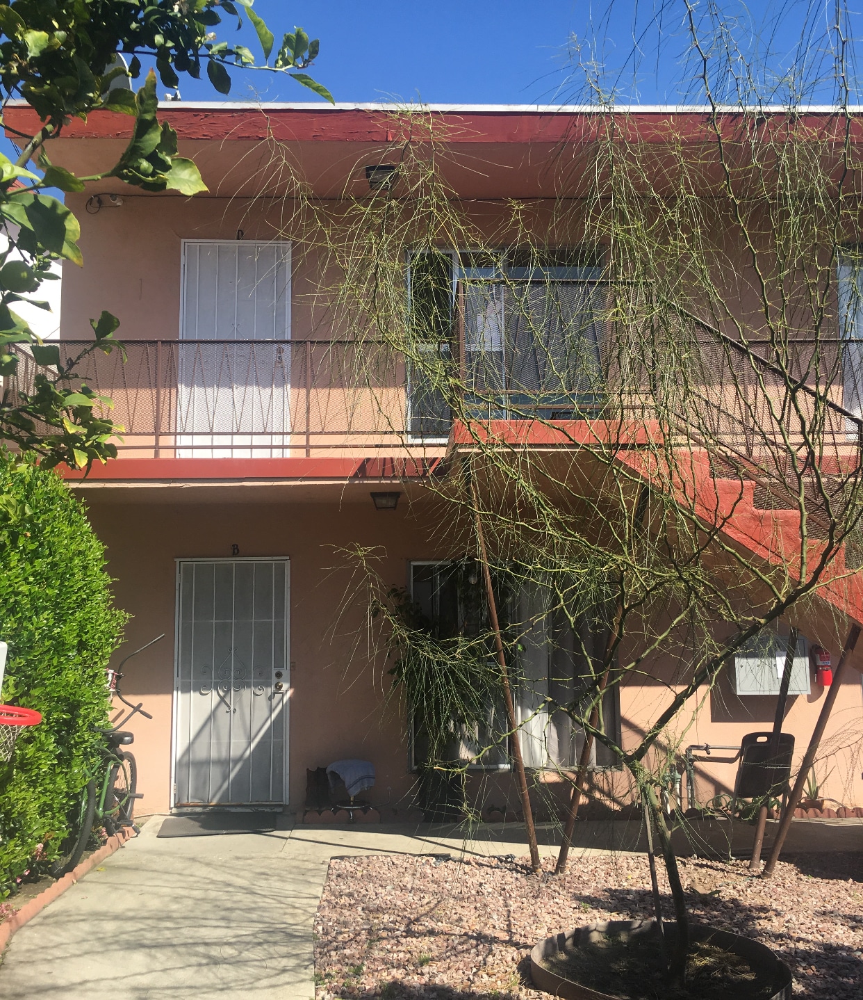Front of building - 9826 San Miguel Ave