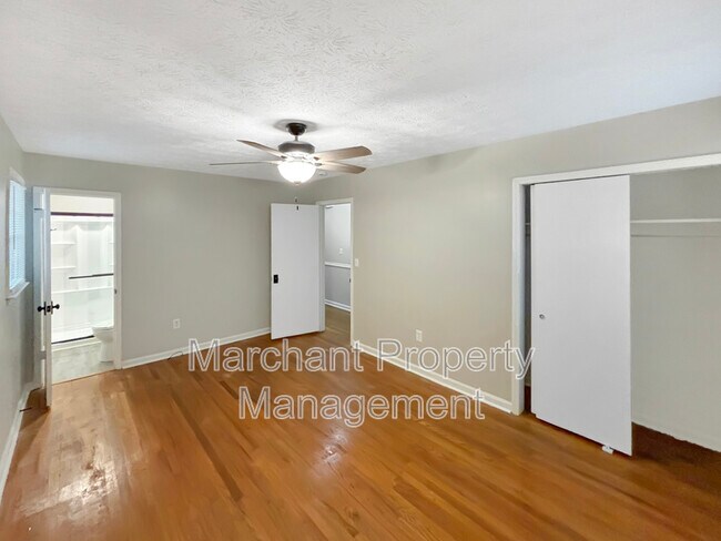 Building Photo - 15 Wood Cir