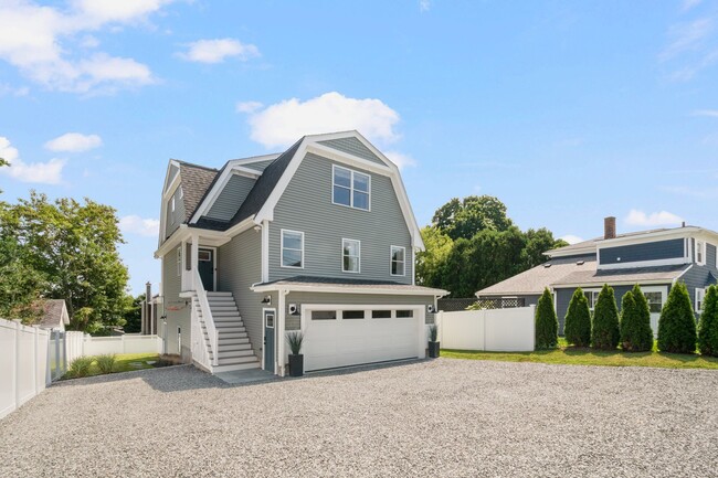 Building Photo - 132 Narrows Rd
