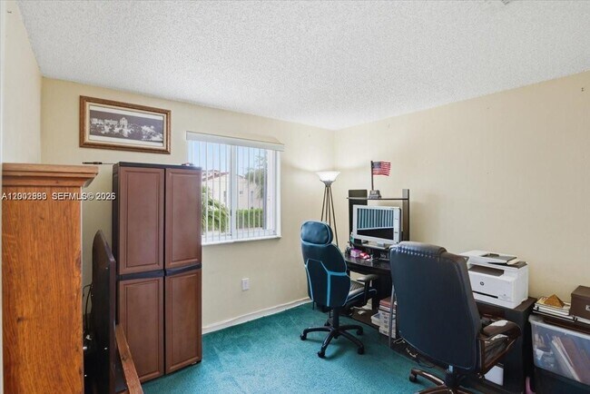 Building Photo - 13741 SW 160th Terrace