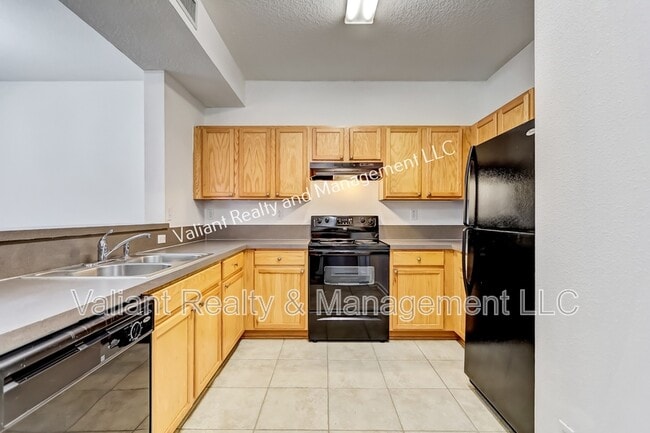 Building Photo - 575 Oakleaf Plantation Pkwy