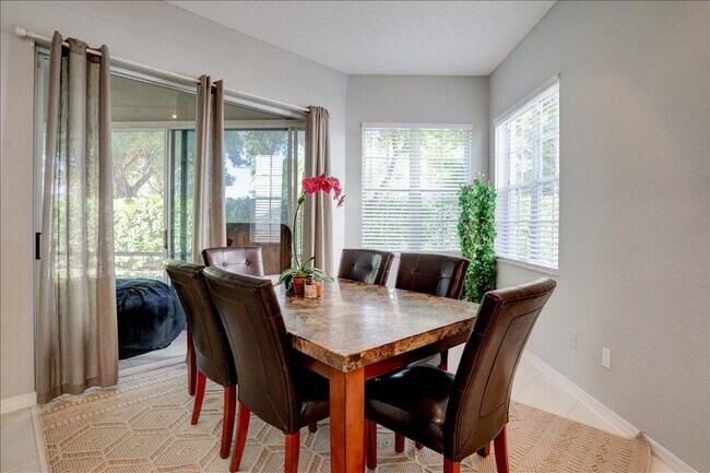 Building Photo - 10173 Andover Coach Cir