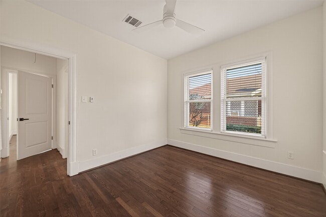 Building Photo - 2417 Ruth St