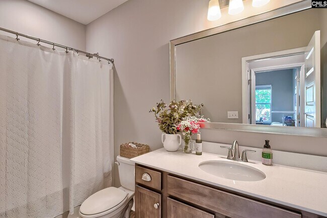 Building Photo - 517 Ludlow Ln